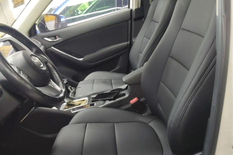 Used Mazda CX-5 2015 2.0L Automatic Two-Wheel Drive Urban Version Left Front Seat