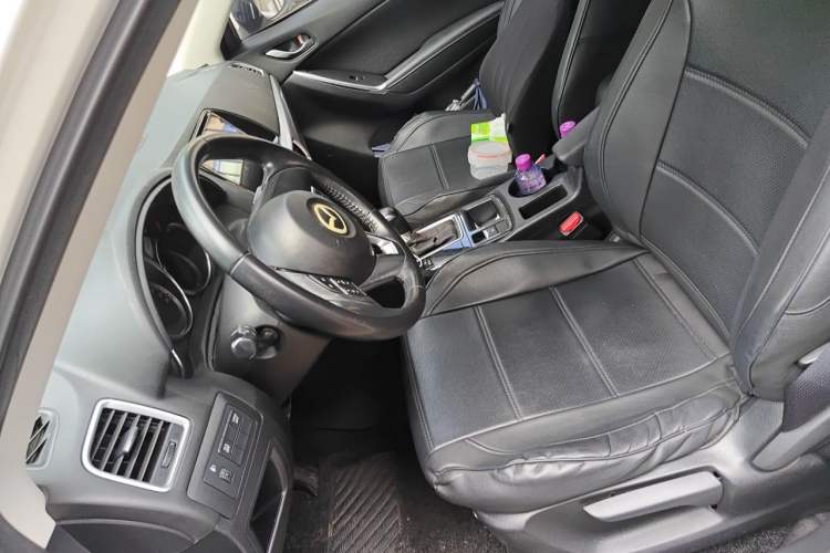 Used Mazda CX-5 2015 2.0L Automatic Two-Wheel Drive Urban Version Left Front Seat