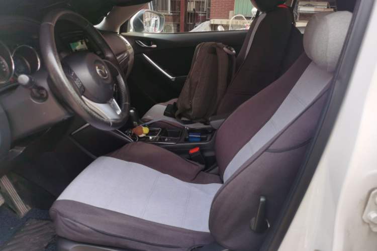Used Mazda CX-5 2015 2.0L Automatic Two-Wheel Drive Urban Version Left Front Seat