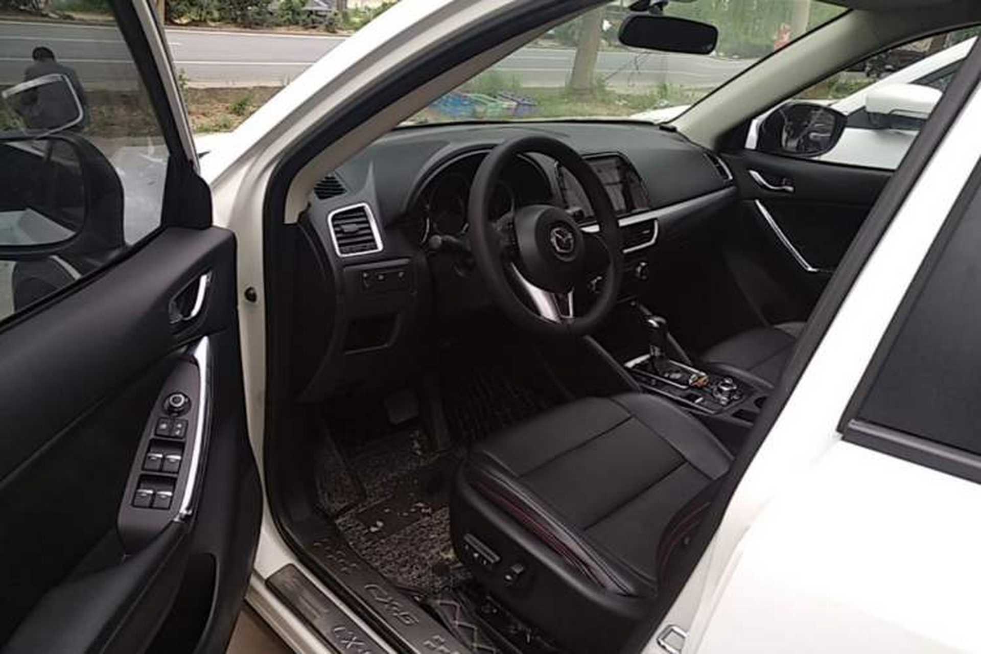 Used Mazda CX-5 2015 2.0L Automatic Two-Wheel Drive Urban Version Left Front Seat
