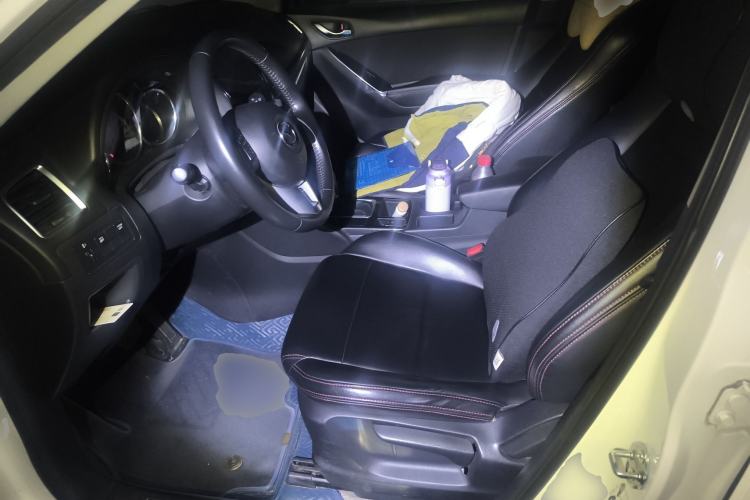 Used Mazda CX-5 2015 2.0L Automatic Two-Wheel Drive Urban Version Left Front Seat