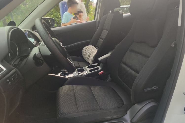 Used Mazda CX-5 2015 2.0L Automatic Two-Wheel Drive Urban Version Left Front Seat