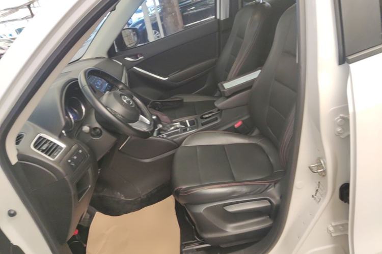 Used Mazda CX-5 2015 2.0L Automatic Two-Wheel Drive Urban Version Left Front Seat