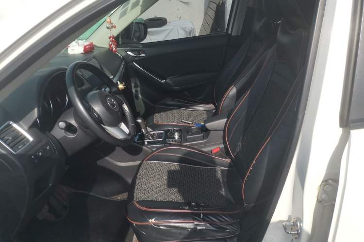 Used Mazda CX-5 2015 2.0L Automatic Two-Wheel Drive Urban Version Left Front Seat