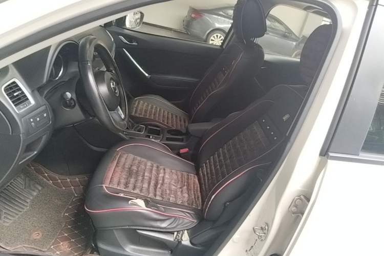Used Mazda CX-5 2015 2.0L Automatic Two-Wheel Drive Urban Version Left Front Seat