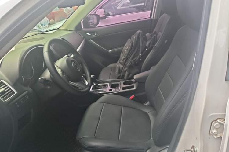 Used Mazda CX-5 2015 2.0L Automatic Two-Wheel Drive Urban Version Left Front Seat