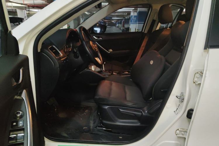 Used Mazda CX-5 2015 2.0L Automatic Two-Wheel Drive Urban Version Left Front Seat