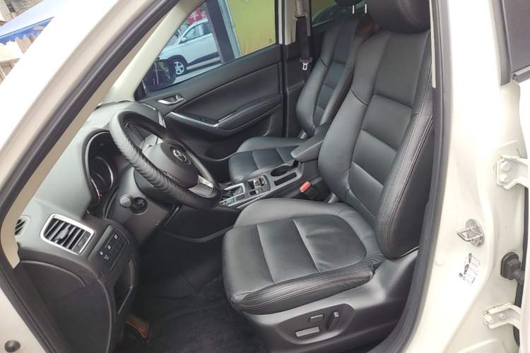 Used Mazda CX-5 2015 2.0L Automatic 4x4 Luxury Edition Left Front Seat