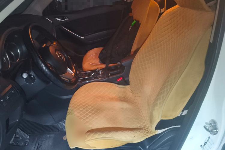 Used Mazda CX-5 2015 2.0L Automatic Two-Wheel Drive Urban Version Left Front Seat