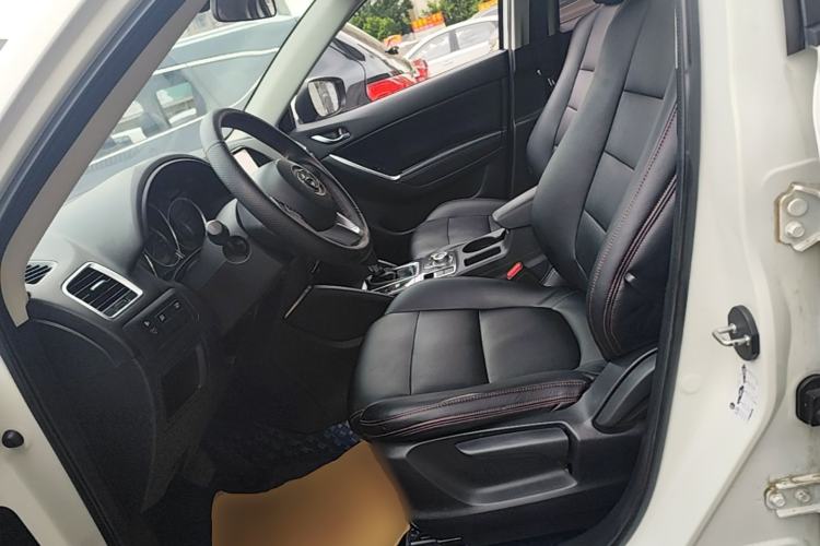 Used Mazda CX-5 2015 2.0L Automatic Two-Wheel Drive Urban Version Left Front Seat