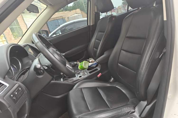 Used Mazda CX-5 2015 2.0L Automatic Two-Wheel Drive Urban Version Left Front Seat