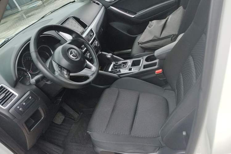 Used Mazda CX-5 2015 2.0L Automatic Two-Wheel Drive Urban Version Left Front Seat