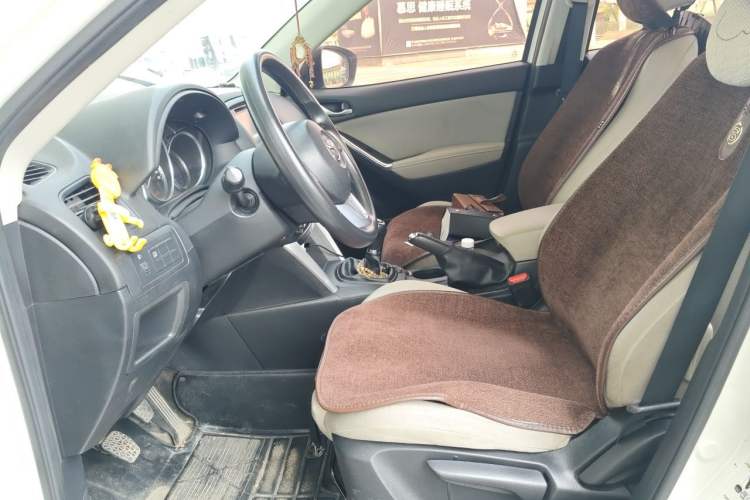 Used Mazda CX-5 2015 2.0L Manual Two-Wheel Drive Comfort Version Left Front Seat