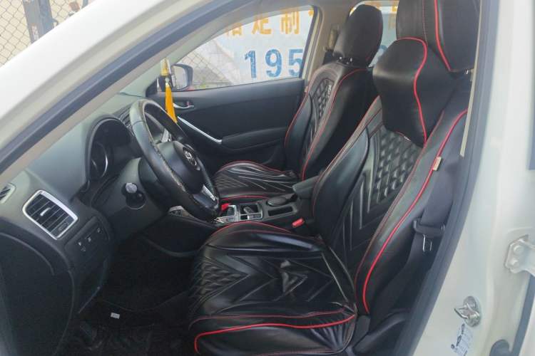Used Mazda CX-5 2015 2.0L Automatic Two-Wheel Drive Urban Version Left Front Seat