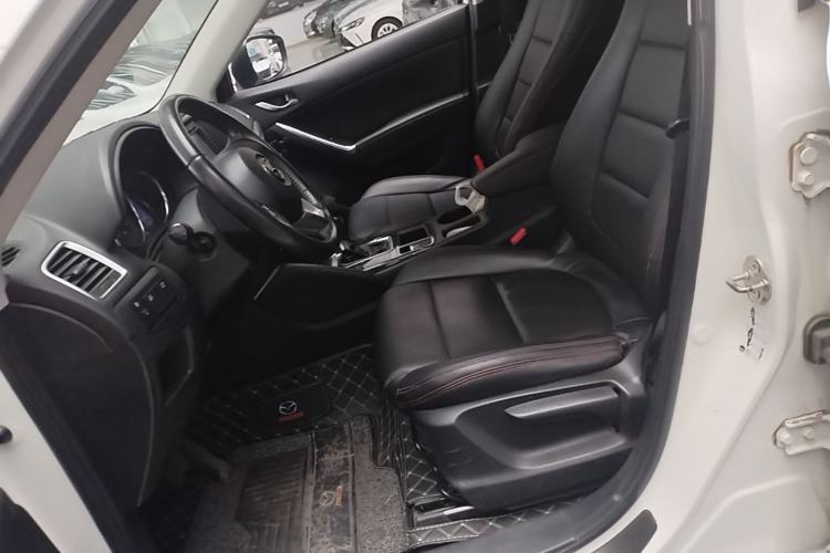 Used Mazda CX-5 2015 2.0L Automatic Two-Wheel Drive Urban Version Left Front Seat