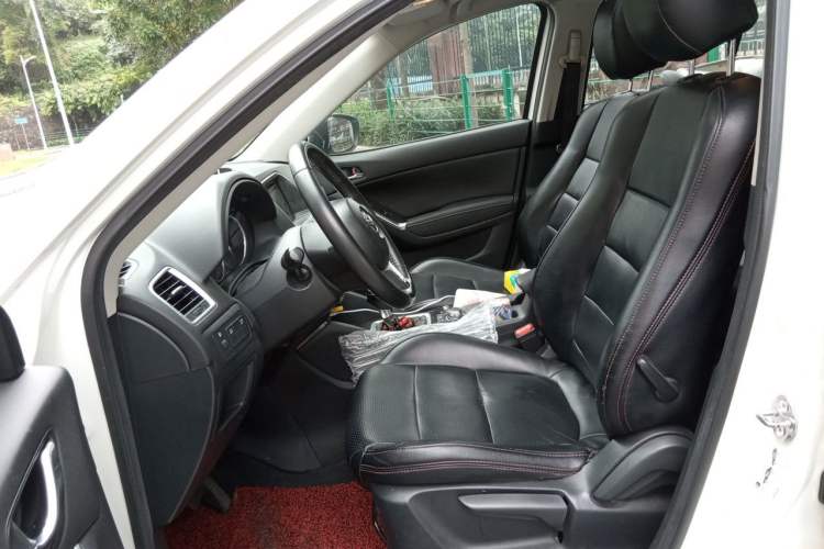 Used Mazda CX-5 2015 2.0L Automatic Two-Wheel Drive Urban Version Left Front Seat