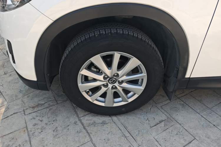 Used Mazda CX-5 2015 2.0L Automatic Two-Wheel Drive Urban Version Left Front Wheel Hub
