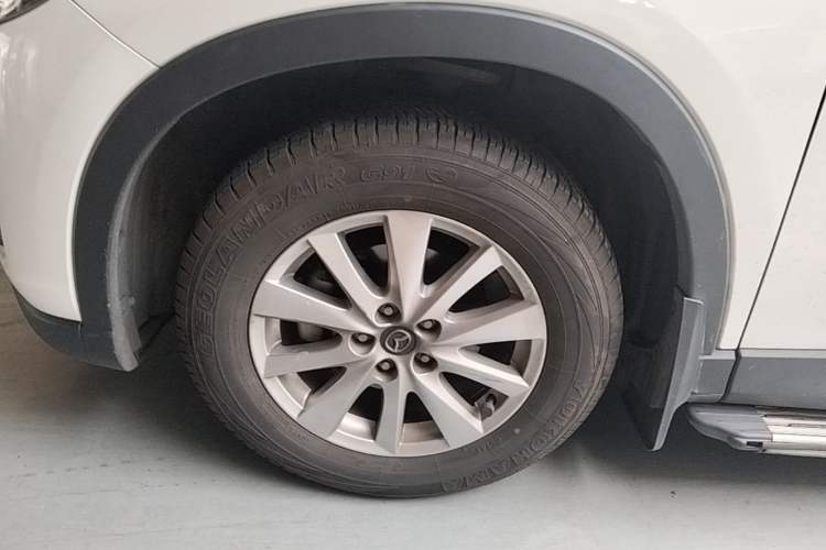 Used Mazda CX-5 2015 2.0L Automatic Two-Wheel Drive Urban Version Left Front Wheel Hub