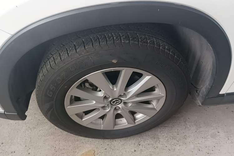 Used Mazda CX-5 2015 2.0L Automatic Two-Wheel Drive Urban Version Left Front Wheel Hub