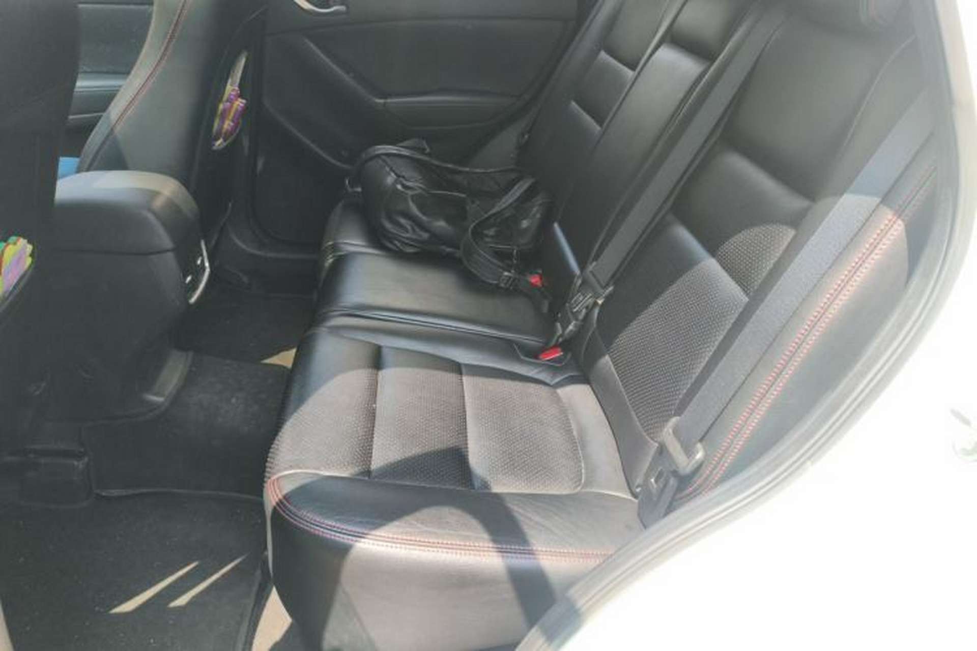Used Mazda CX-5 2015 2.0L Automatic Two-Wheel Drive Urban Version Left Rear Seat