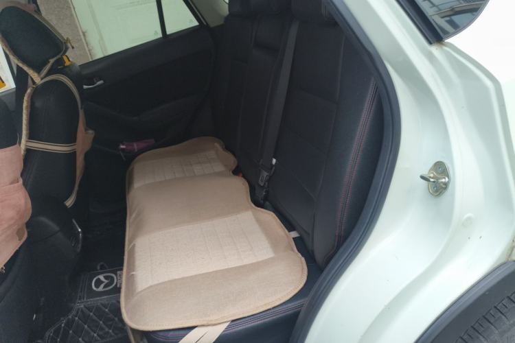 Used Mazda CX-5 2015 2.0L Automatic Two-Wheel Drive Urban Version Left Rear Seat