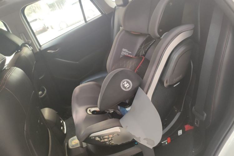 Used Mazda CX-5 2015 2.0L Automatic Two-Wheel Drive Urban Version Left Rear Seat