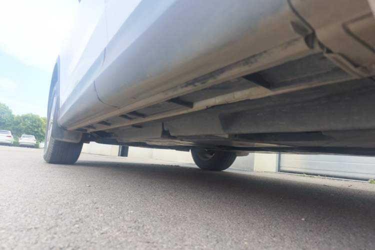 Used Mazda CX-5 2015 2.0L Automatic Two-Wheel Drive Urban Version Left Side Sill