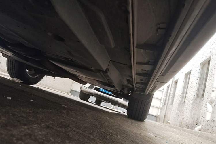 Used Mazda CX-5 2015 2.0L Automatic Two-Wheel Drive Urban Version Left Side Sill