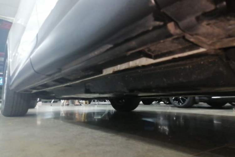 Used Mazda CX-5 2015 2.0L Automatic Two-Wheel Drive Urban Version Left Side Sill