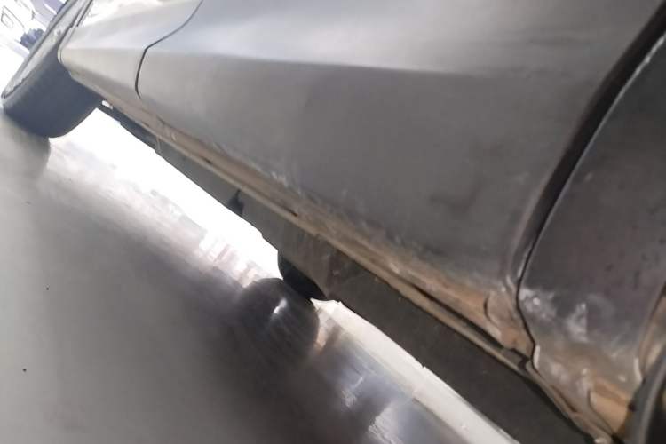 Used Mazda CX-5 2015 2.0L Automatic Two-Wheel Drive Urban Version Left Side Sill