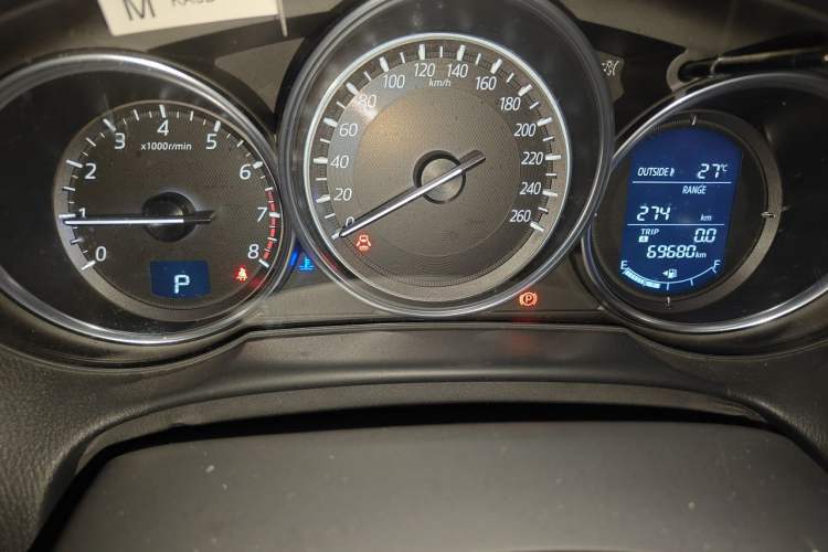 Used Mazda CX-5 2015 2.0L Automatic Two-Wheel Drive Urban Version Odometer Close Up