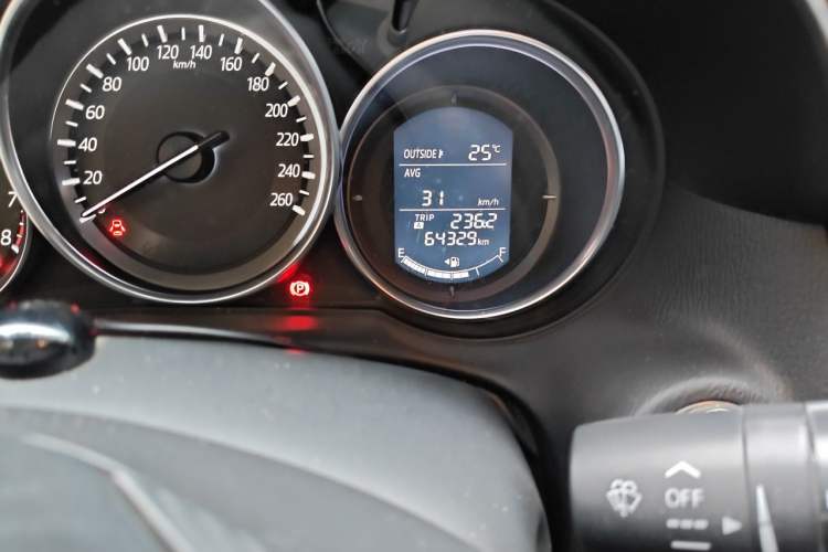 Used Mazda CX-5 2015 2.0L Automatic Two-Wheel Drive Urban Version Odometer Close Up