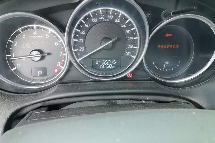 Used Mazda CX-5 2015 2.5L Automatic 4x4 Prestige Edition Odometer Close Up