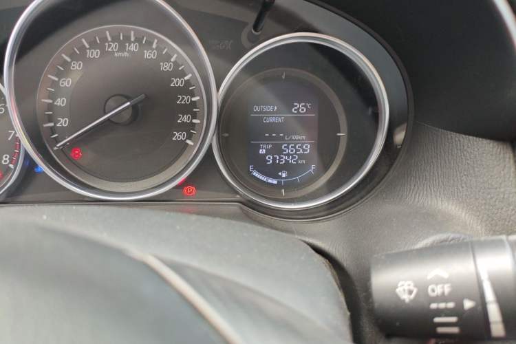 Used Mazda CX-5 2015 2.0L Automatic Two-Wheel Drive Urban Version Odometer Close Up