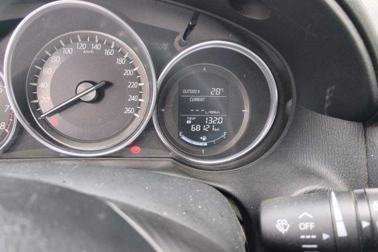 Used Mazda CX-5 2015 2.0L Automatic Two-Wheel Drive Urban Version Odometer Close Up