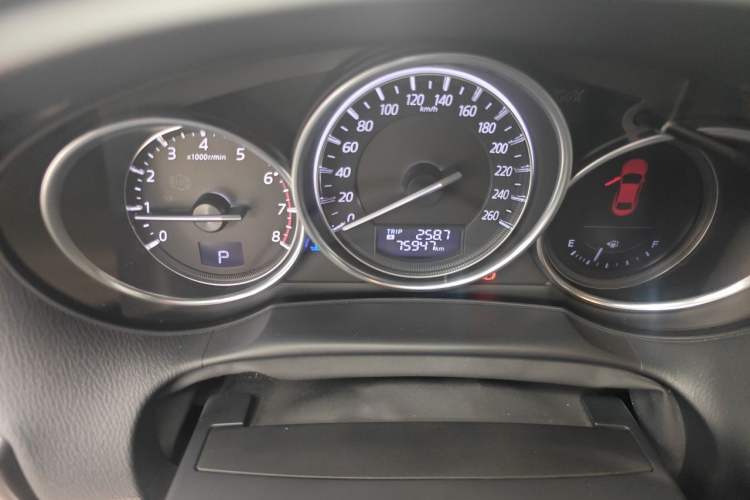 Used Mazda CX-5 2015 2.5L Automatic 4x4 Flagship Model Odometer Close Up