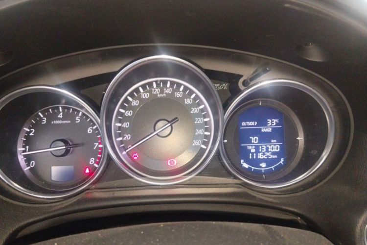Used Mazda CX-5 2015 2.0L Manual Two-Wheel Drive Comfort Version Odometer Close Up