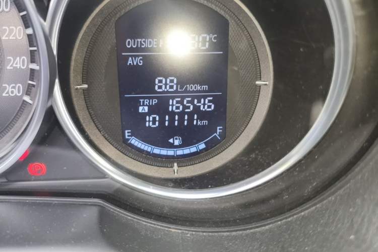 Used Mazda CX-5 2015 2.0L Automatic Two-Wheel Drive Urban Version Odometer Close Up