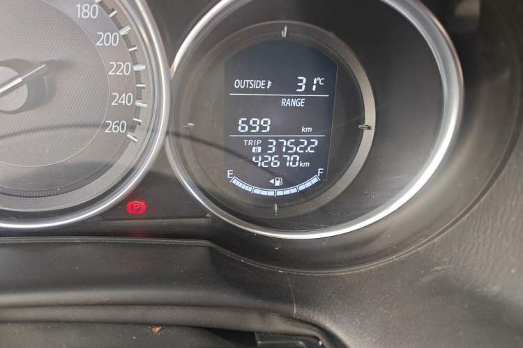 Used Mazda CX-5 2015 2.0L Automatic Two-Wheel Drive Urban Version Odometer Close Up