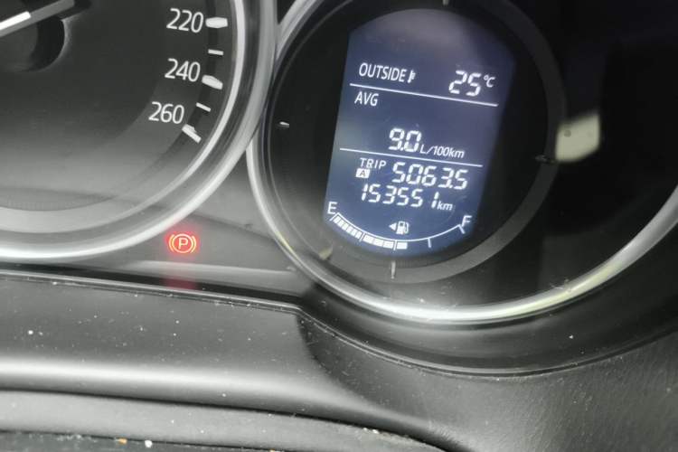 Used Mazda CX-5 2015 2.0L Automatic Two-Wheel Drive Urban Version Odometer Close Up