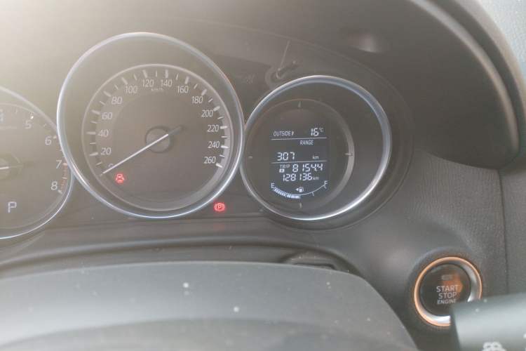 Used Mazda CX-5 2015 2.0L Automatic Two-Wheel Drive Urban Version Odometer Close Up