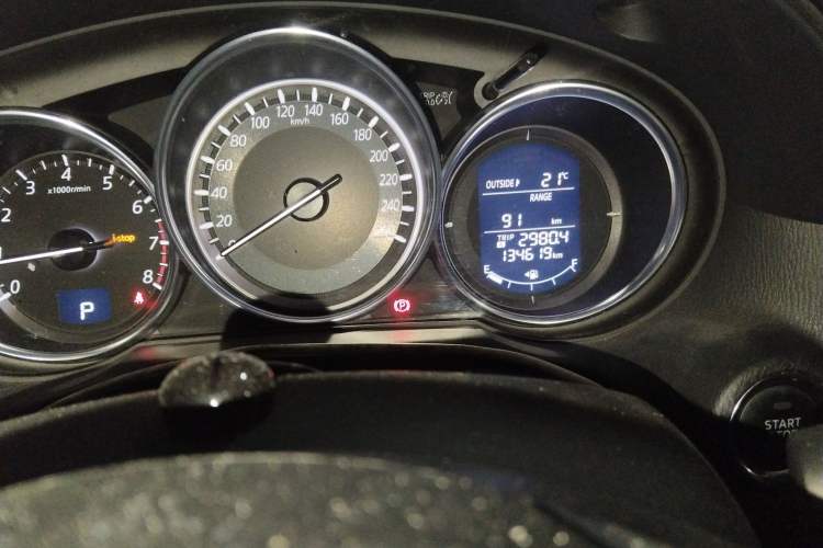 Used Mazda CX-5 2015 2.0L Automatic Two-Wheel Drive Urban Version Odometer Close Up