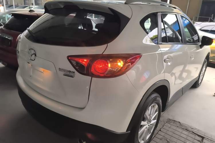 Used Mazda CX-5 2015 2.0L Automatic Two-Wheel Drive Urban Version Rear Right 45 Deg