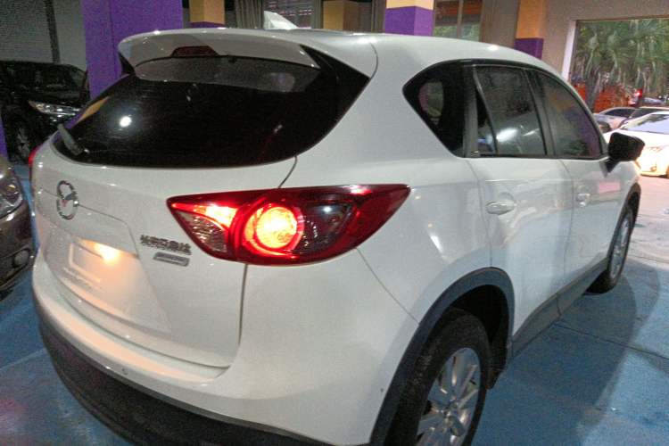 Used Mazda CX-5 2015 2.0L Automatic Two-Wheel Drive Urban Version Rear Right 45 Deg