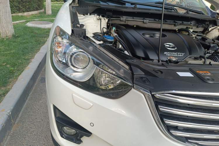 Used Mazda CX-5 2015 2.5L Automatic 4x4 Flagship Model Right Front Headlight