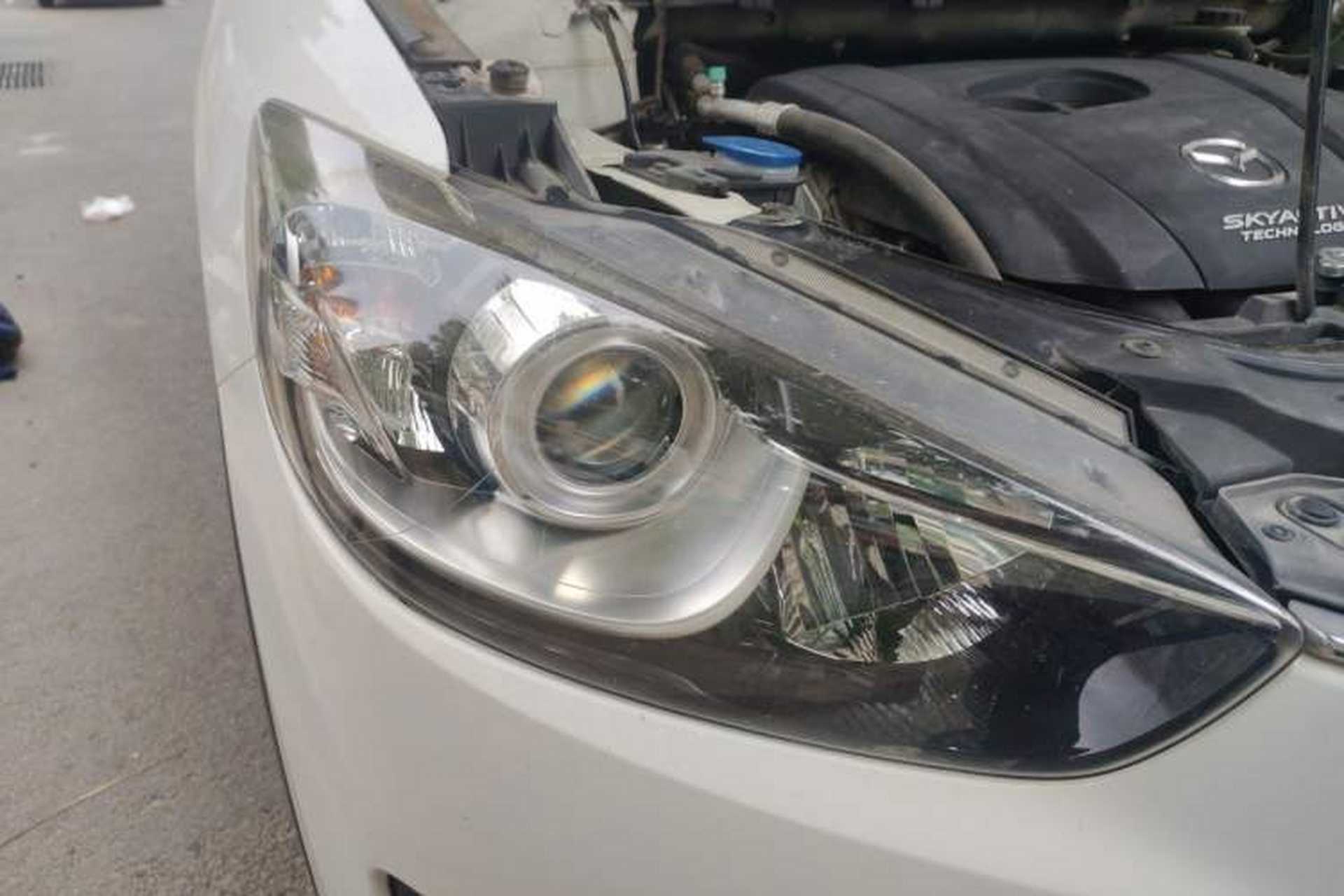 Used Mazda CX-5 2015 2.0L Automatic 4x4 Luxury Edition Right Front Headlight