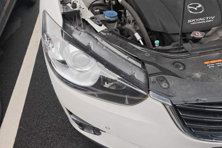 Used Mazda CX-5 2015 2.0L Automatic Two-Wheel Drive Urban Version Right Front Headlight