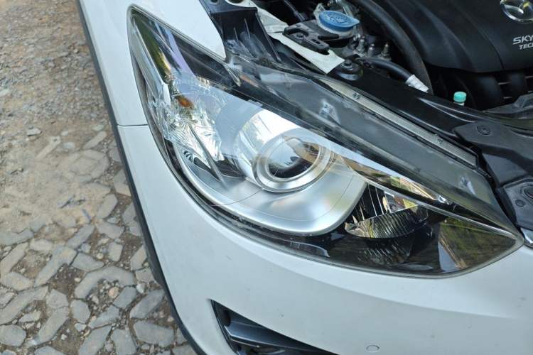 Used Mazda CX-5 2015 2.0L Automatic Two-Wheel Drive Urban Version Right Front Headlight