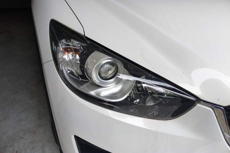 Used Mazda CX-5 2015 2.0L Automatic Two-Wheel Drive Urban Version Right Front Headlight