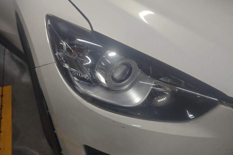 Used Mazda CX-5 2015 2.0L Automatic 2WD Comfort Edition Right Front Headlight